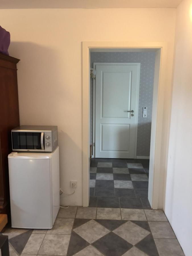 Familienfreundliche Ferienwohnung Am See Sommerda Bagian luar foto